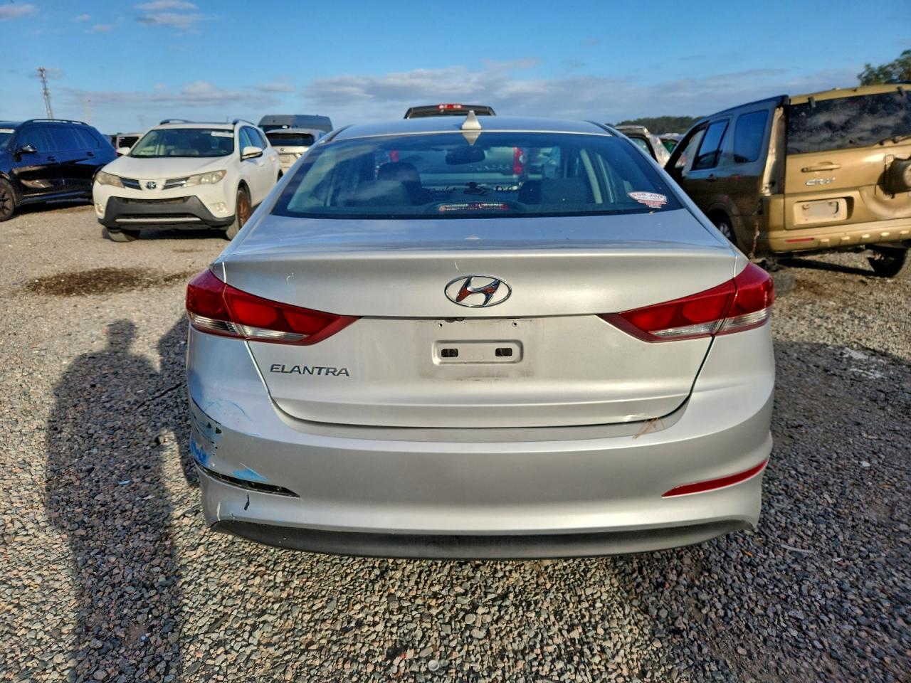 2017 HYUNDAI ELANTRA SE photo 11