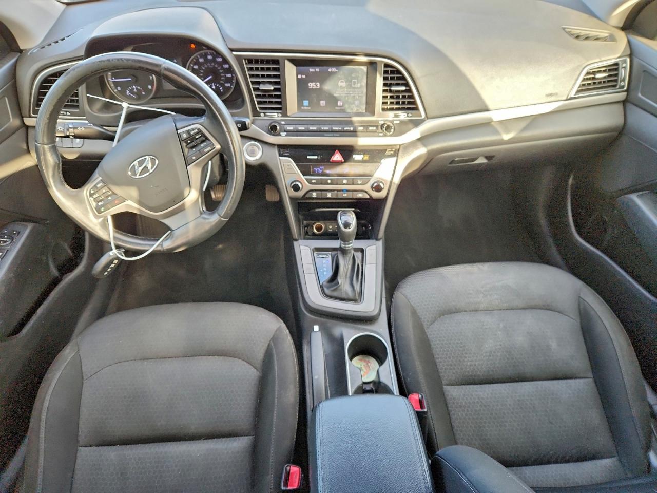 2017 HYUNDAI ELANTRA SE photo 15