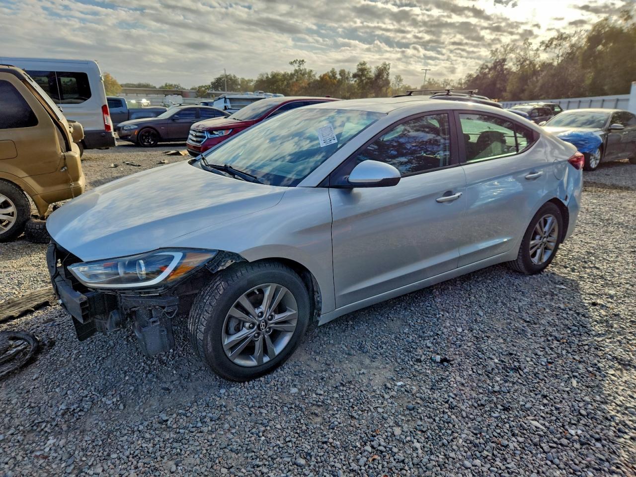 2017 HYUNDAI ELANTRA
