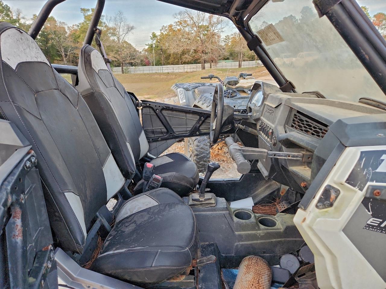 2019 POLARIS RZR XP 1000 UTILITY VEHICLE photo 5