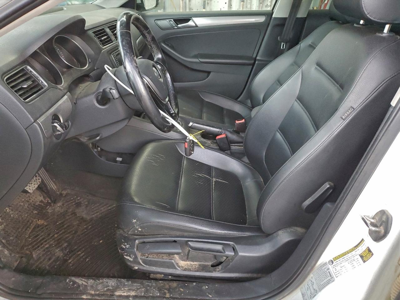 2017 VOLKSWAGEN JETTA SE photo 13