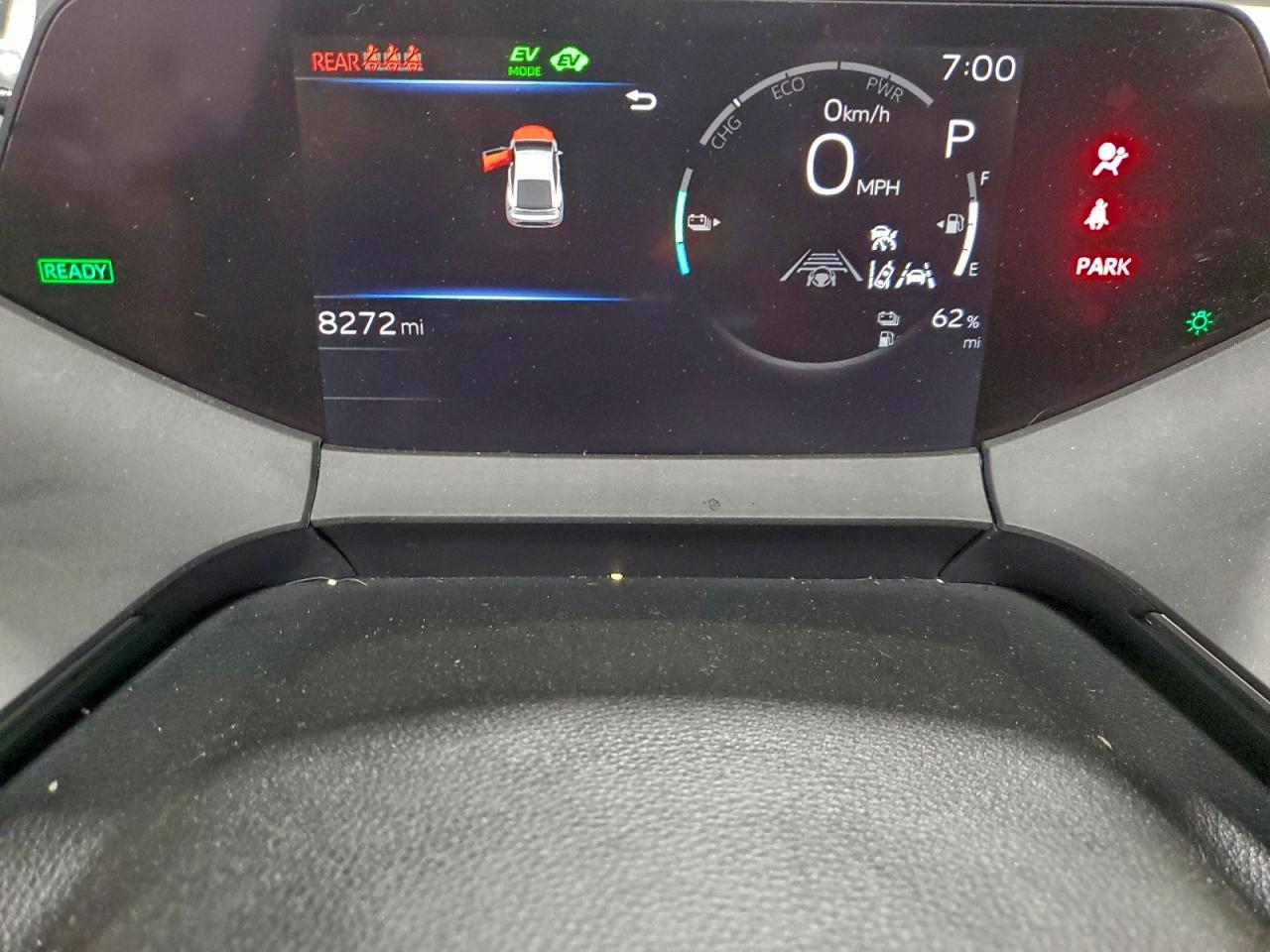 2025 TOYOTA PRIUS SE photo 17