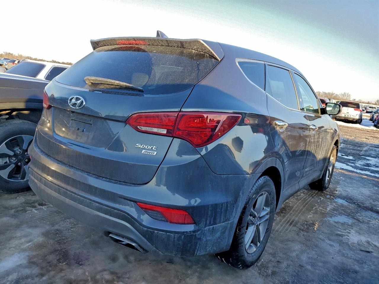 2017 HYUNDAI SANTA FE SPORT photo 7
