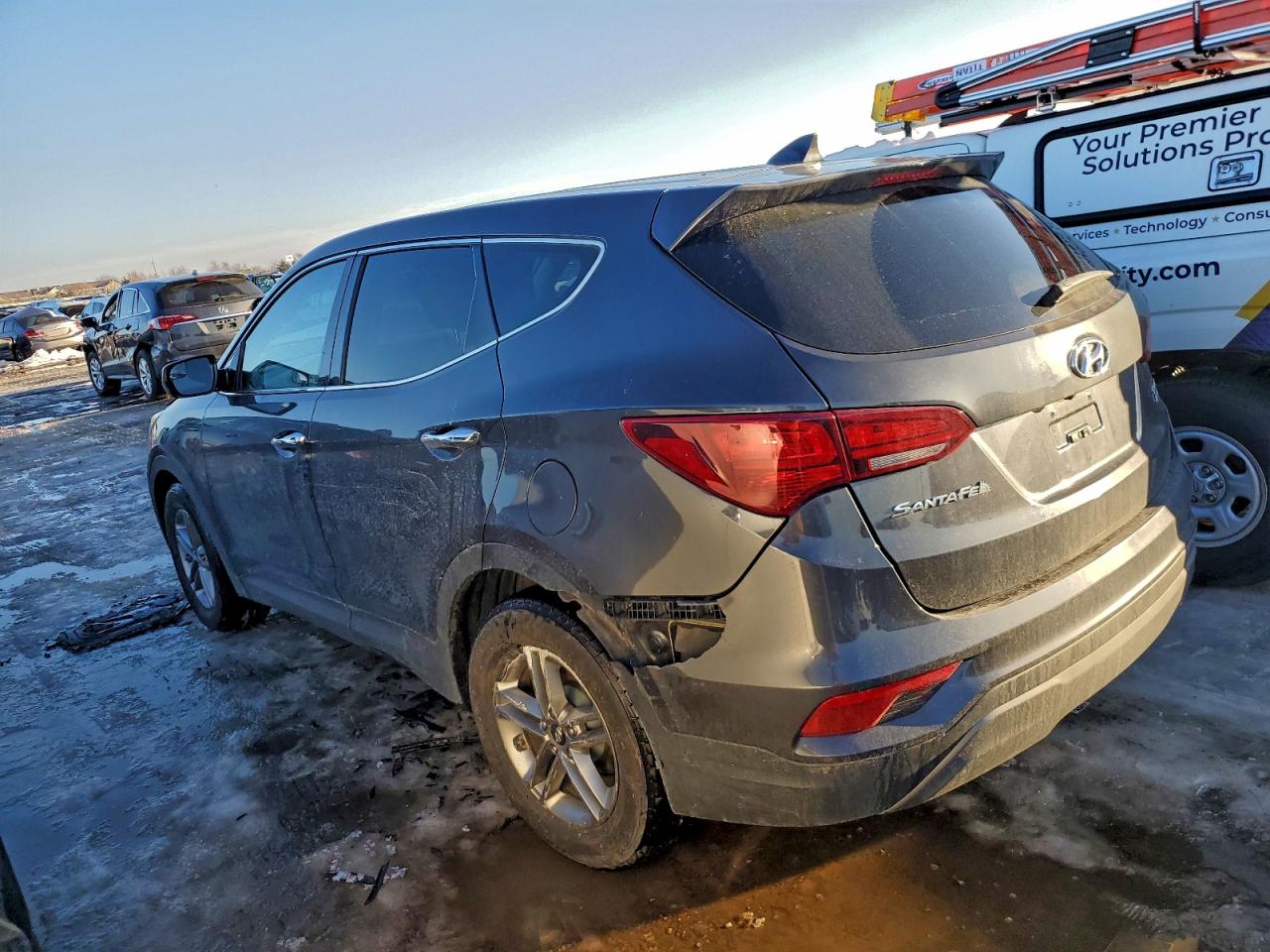 2017 HYUNDAI SANTA FE SPORT photo 4
