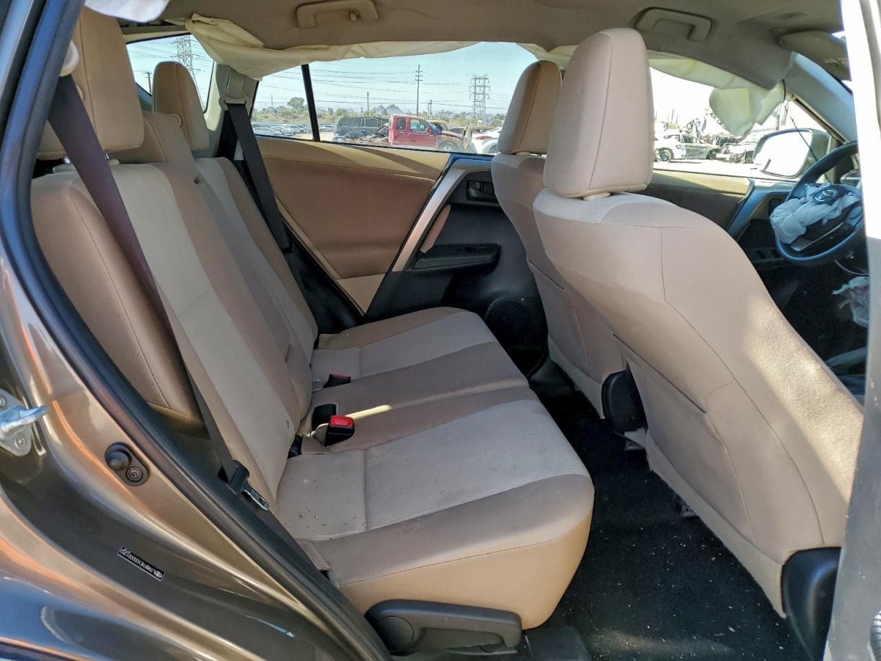 2013 TOYOTA RAV4 LE photo 19