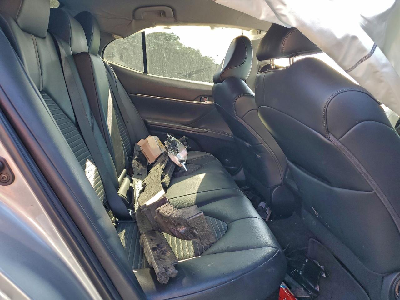 2022 TOYOTA CAMRY NIGHT SHADE photo 19