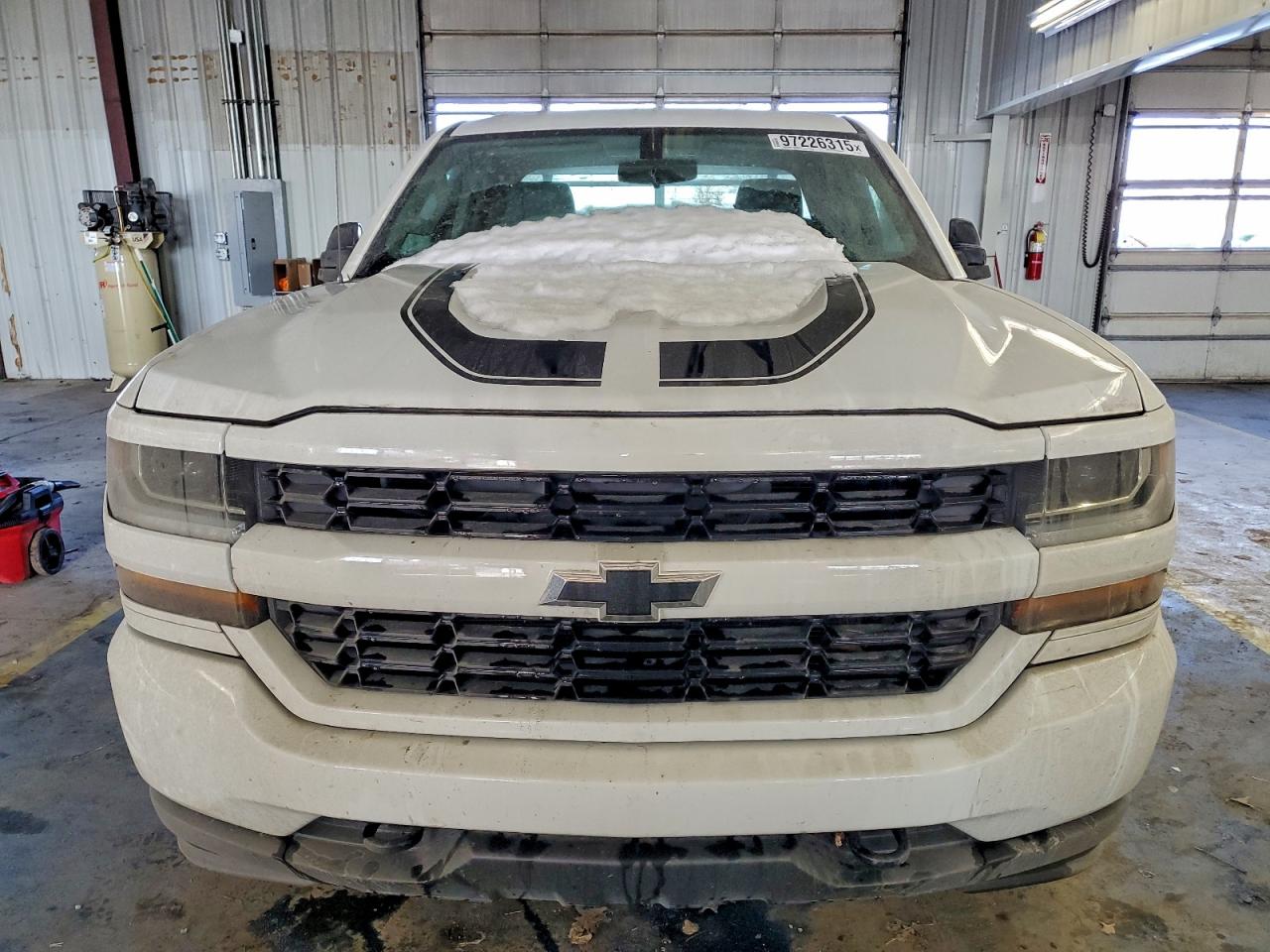 2016 CHEVROLET SILVERADO K1500 CUSTOM photo 9