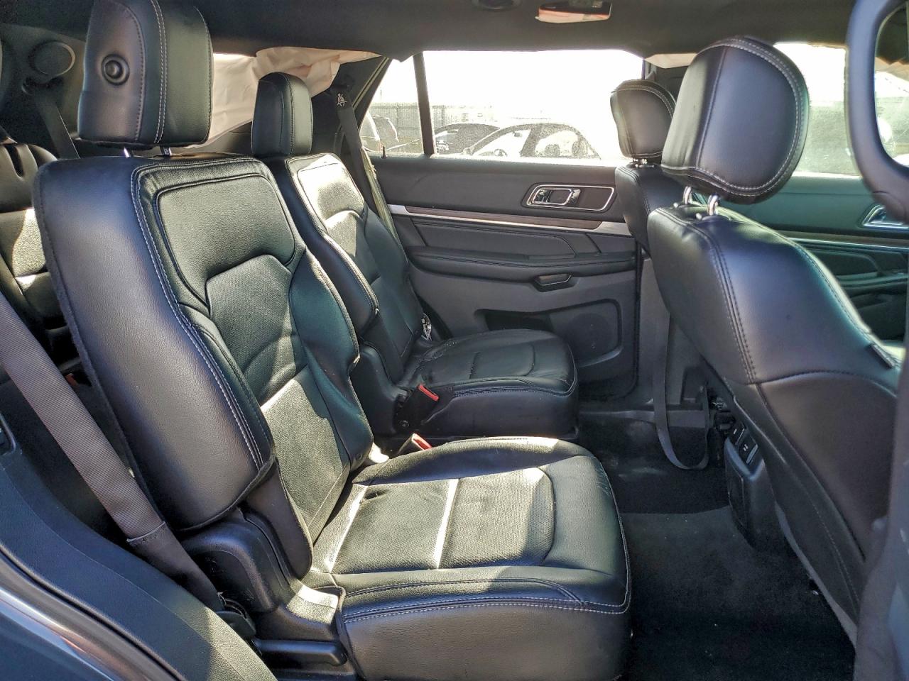 2016 FORD EXPLORER LIMITED photo 31