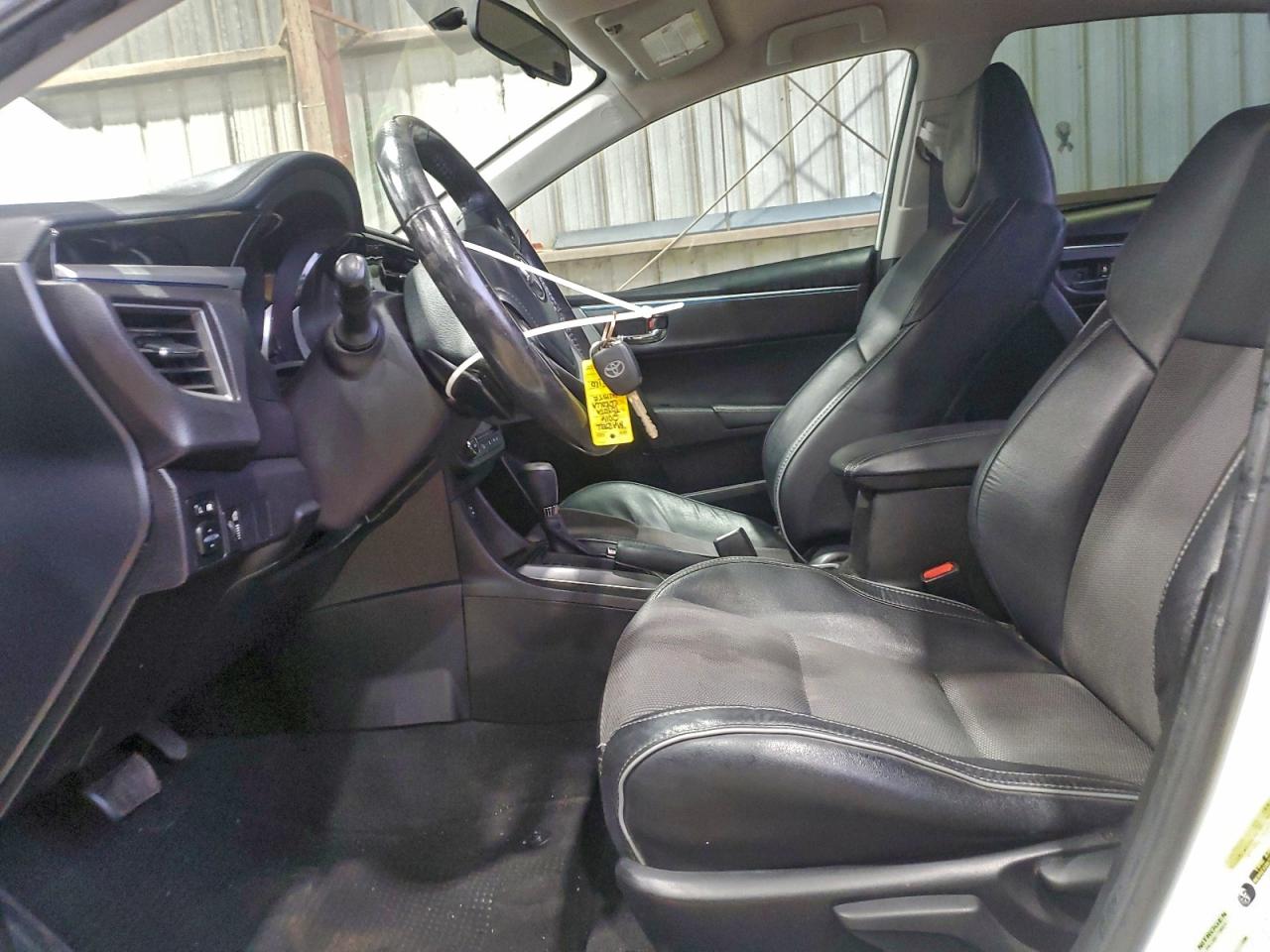 2016 TOYOTA COROLLA L photo 13