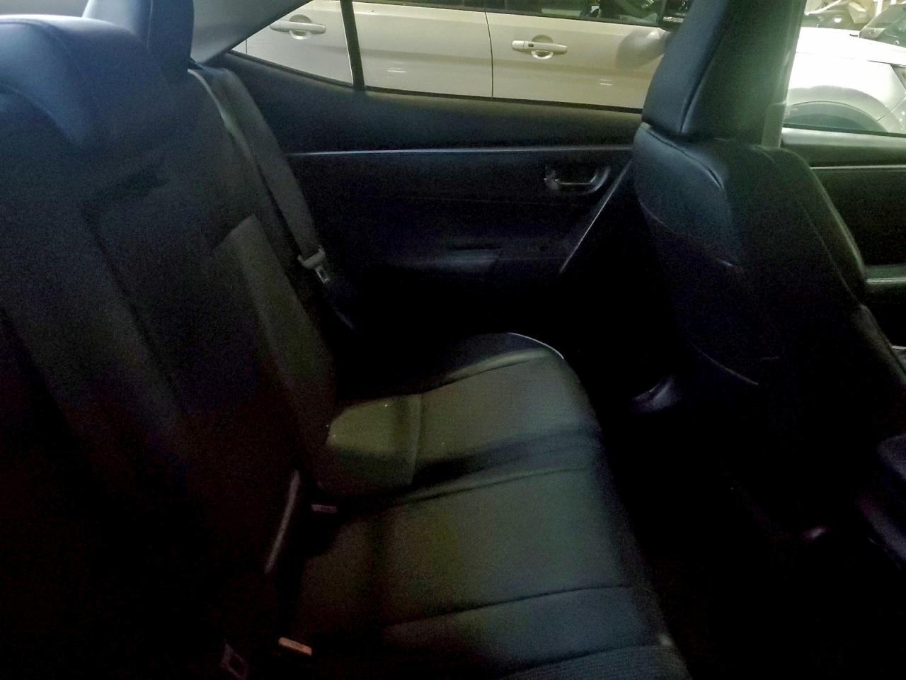2016 TOYOTA COROLLA L photo 19
