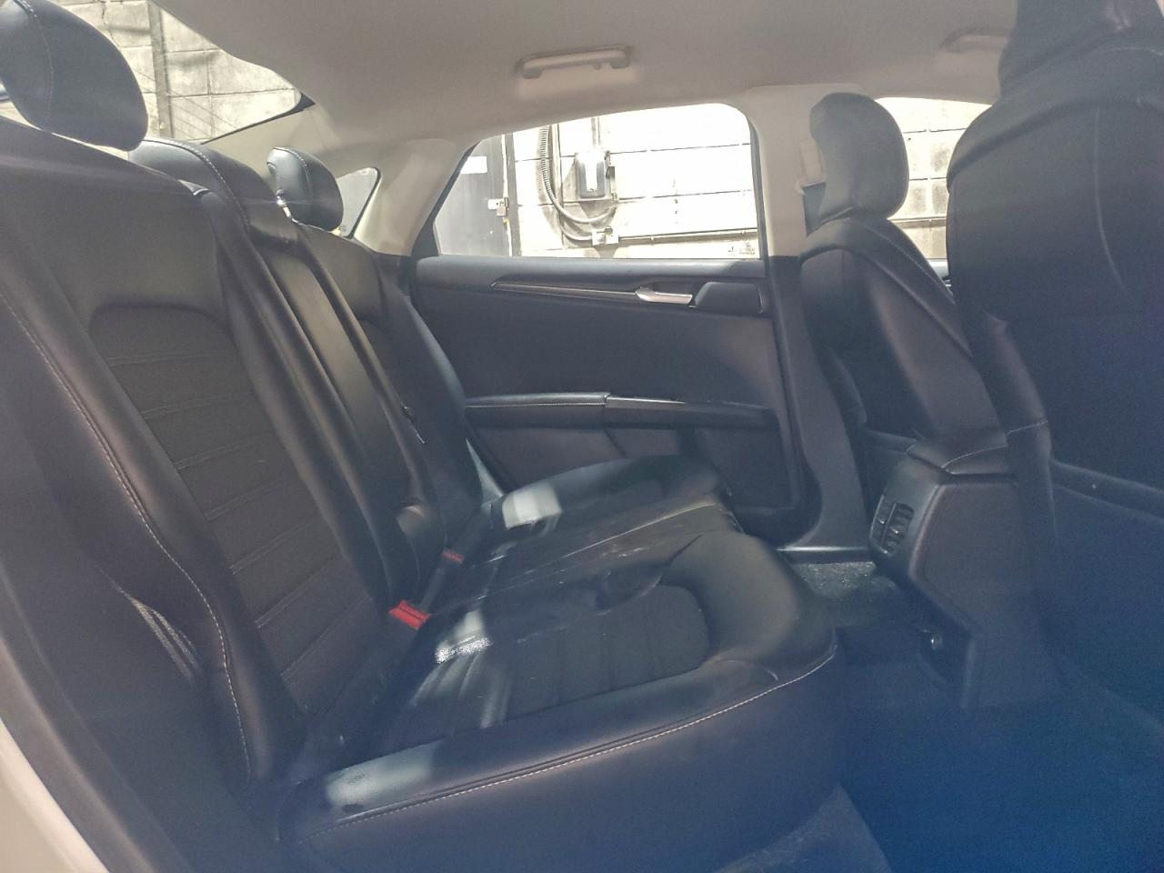 2018 FORD FUSION SE photo 10
