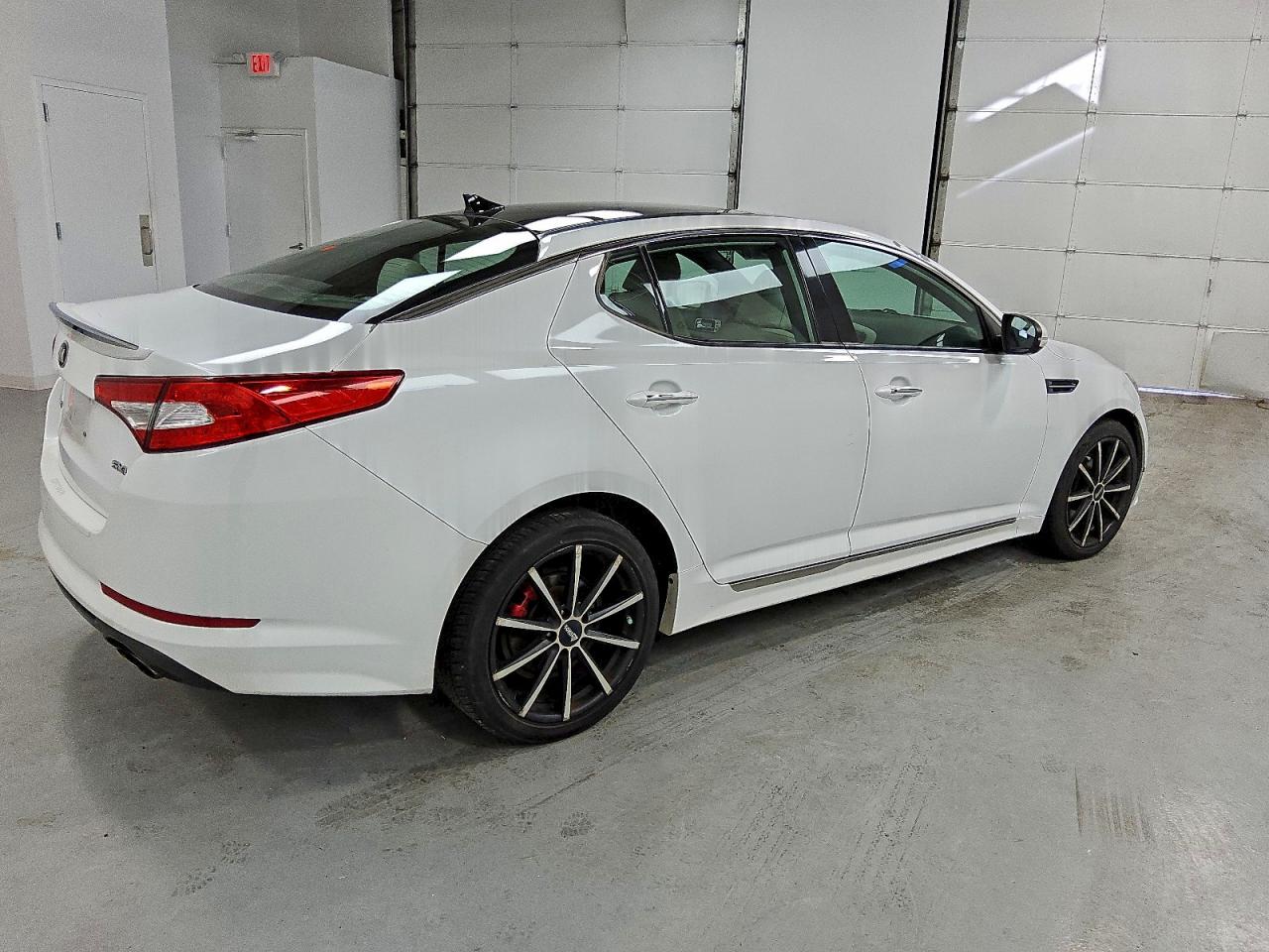 2013 KIA OPTIMA SX photo 3