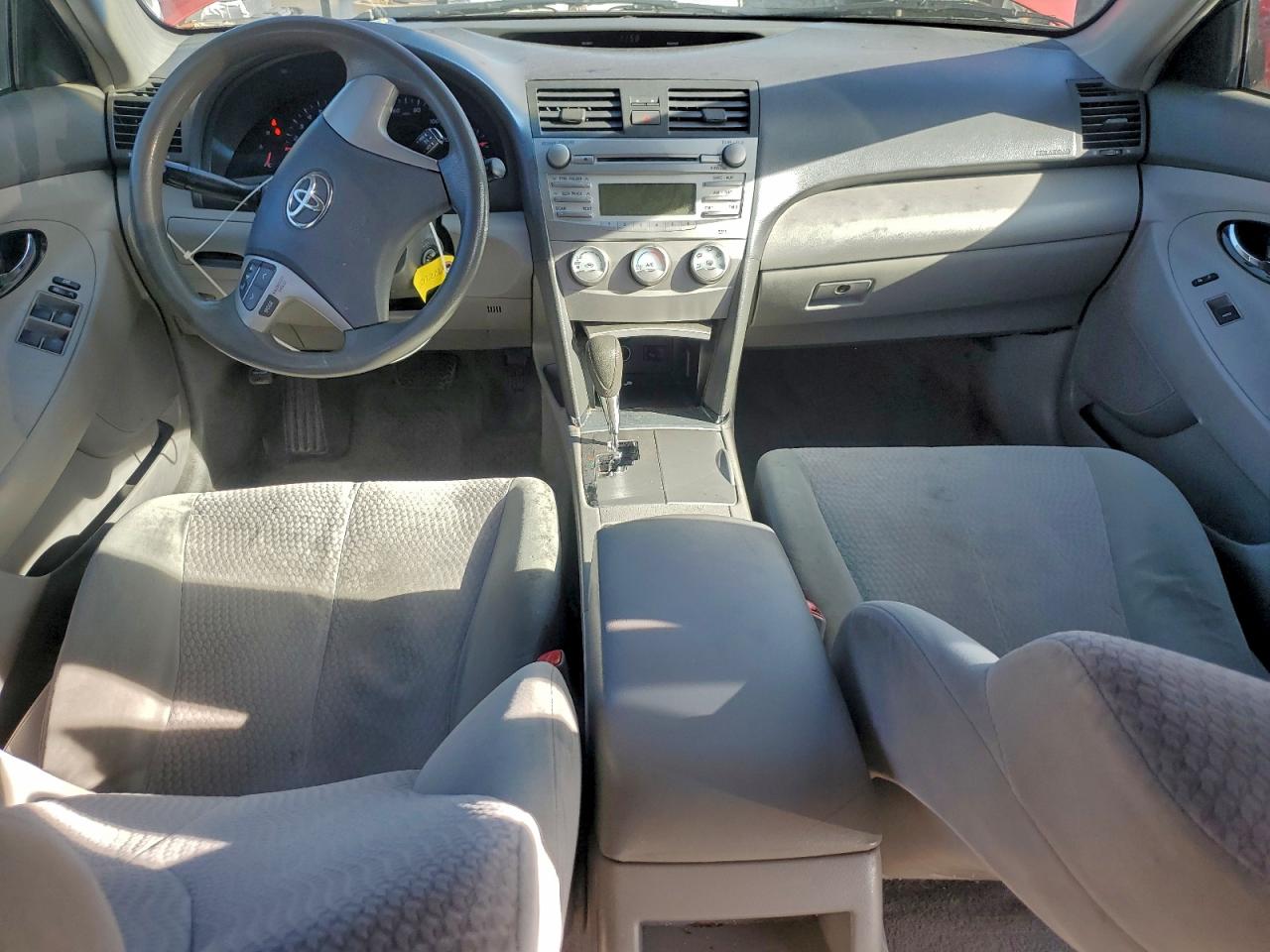 2010 TOYOTA CAMRY BASE photo 15