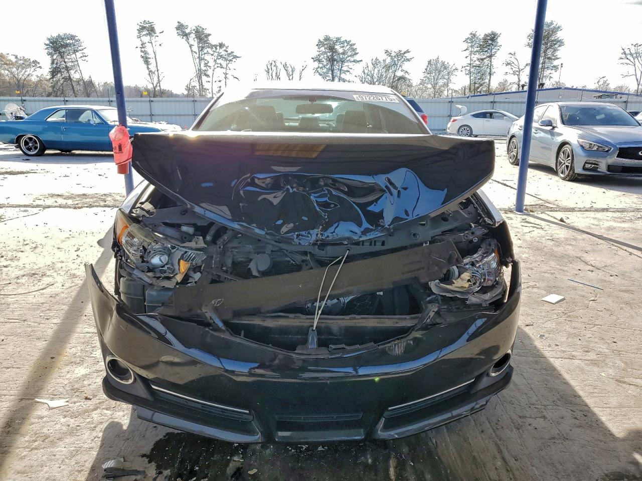 2014 TOYOTA CAMRY L photo 5
