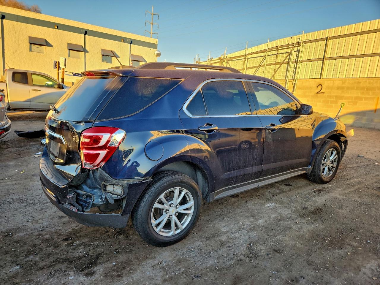 2016 CHEVROLET EQUINOX LT photo 5