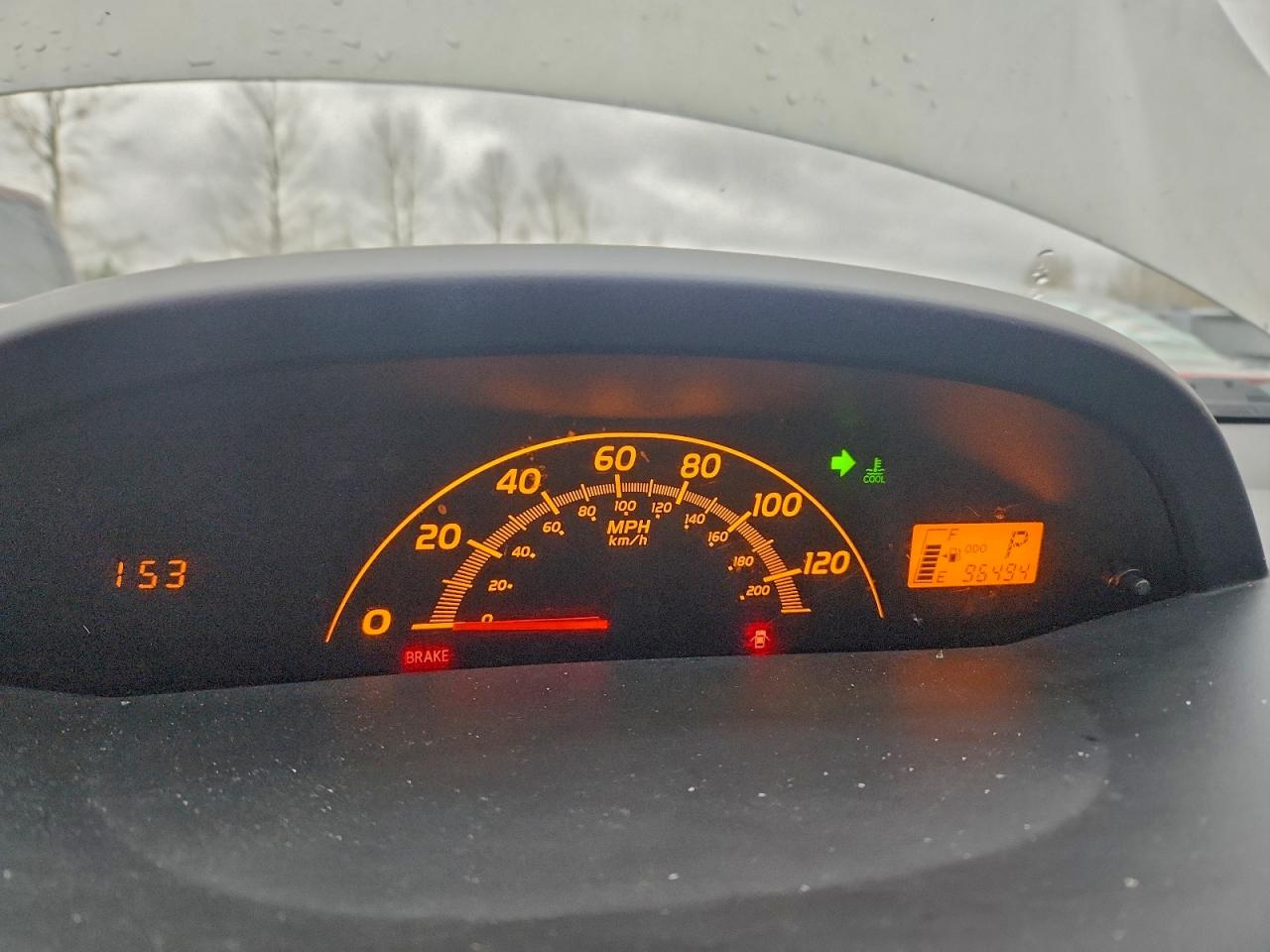 2009 TOYOTA YARIS photo 17
