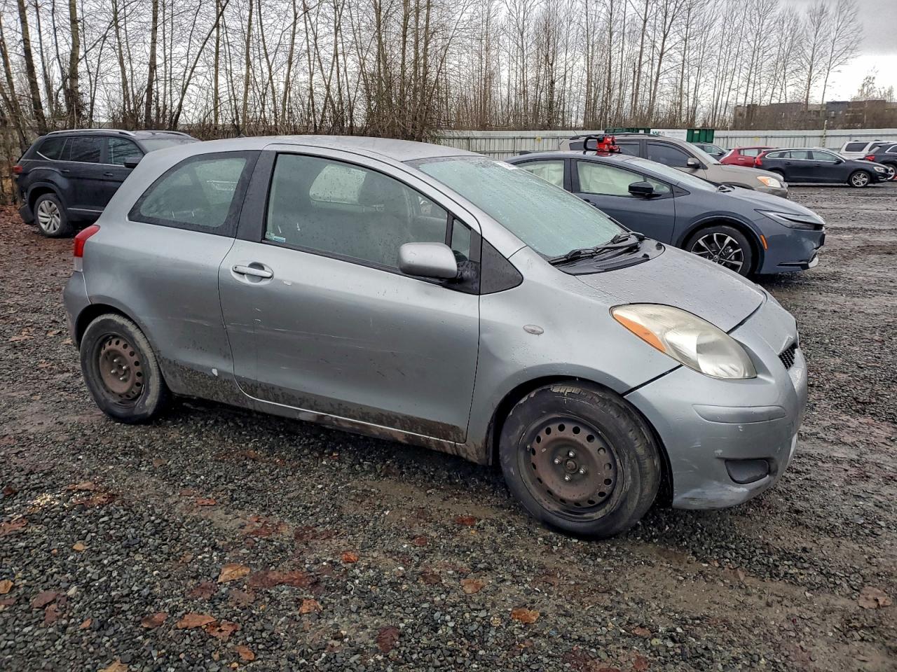 2009 TOYOTA YARIS photo 7