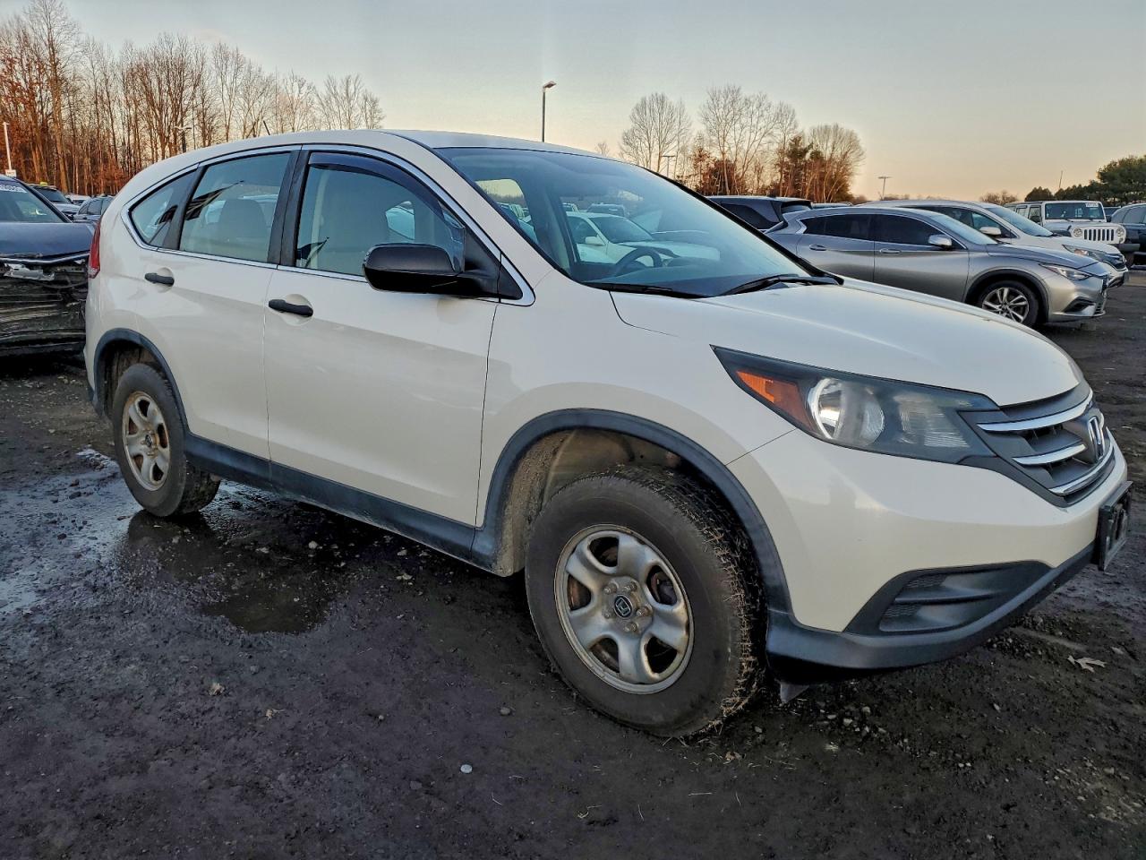 2014 HONDA CR-V LX photo 7