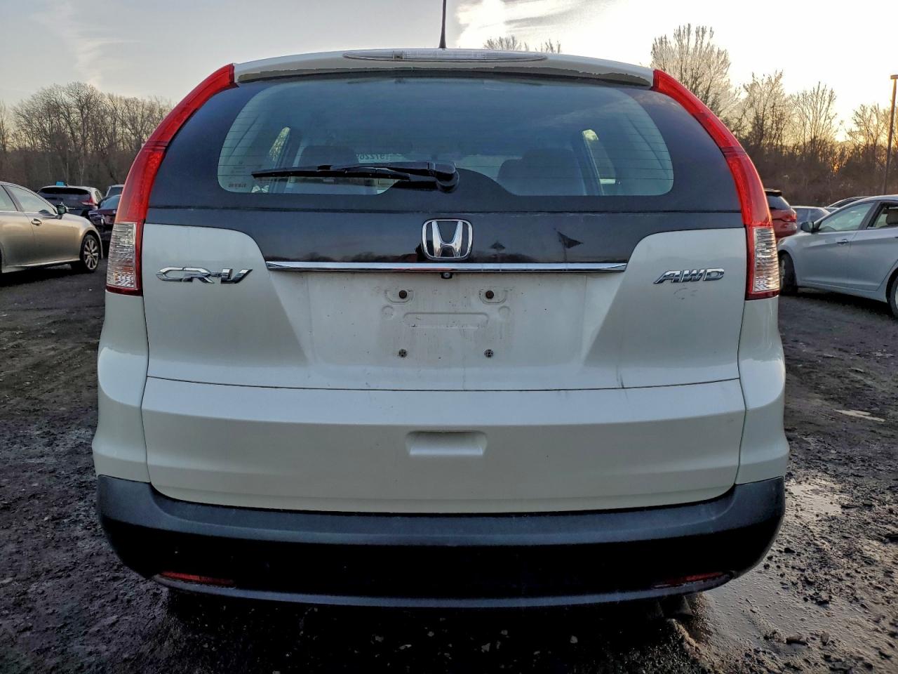 2014 HONDA CR-V LX photo 11