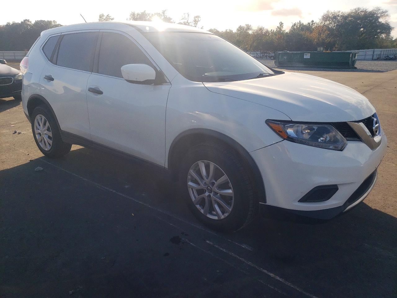 2016 NISSAN ROGUE S photo 10