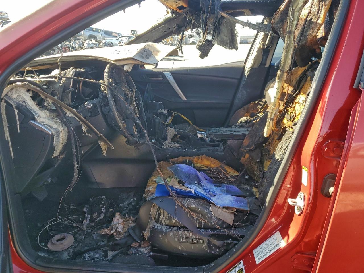 2010 MAZDA 3 S photo 13