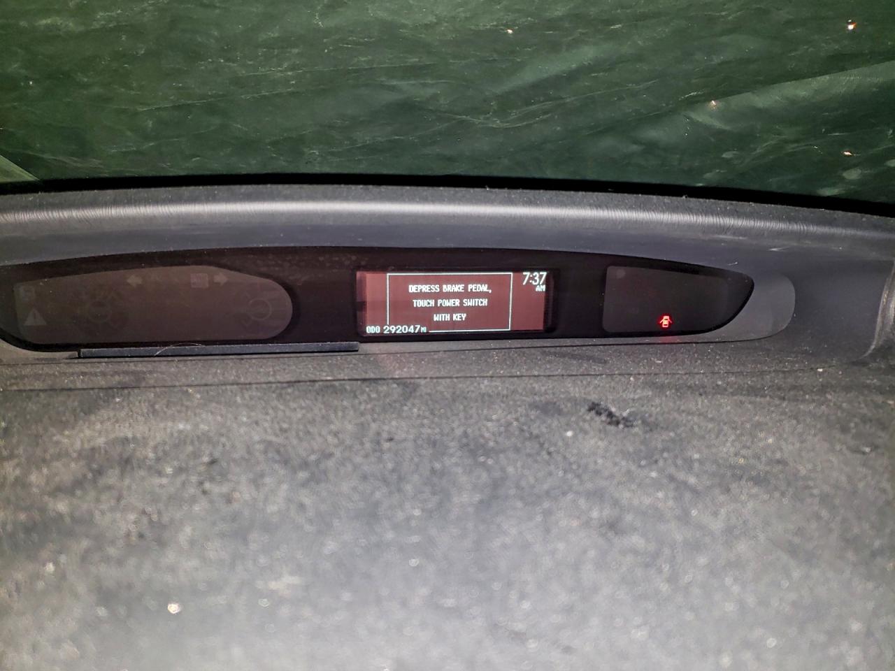 2013 TOYOTA PRIUS photo 17