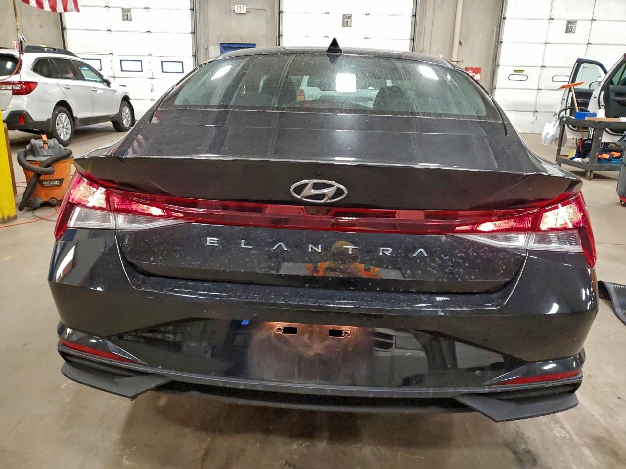 2023 HYUNDAI ELANTRA SEL photo 6