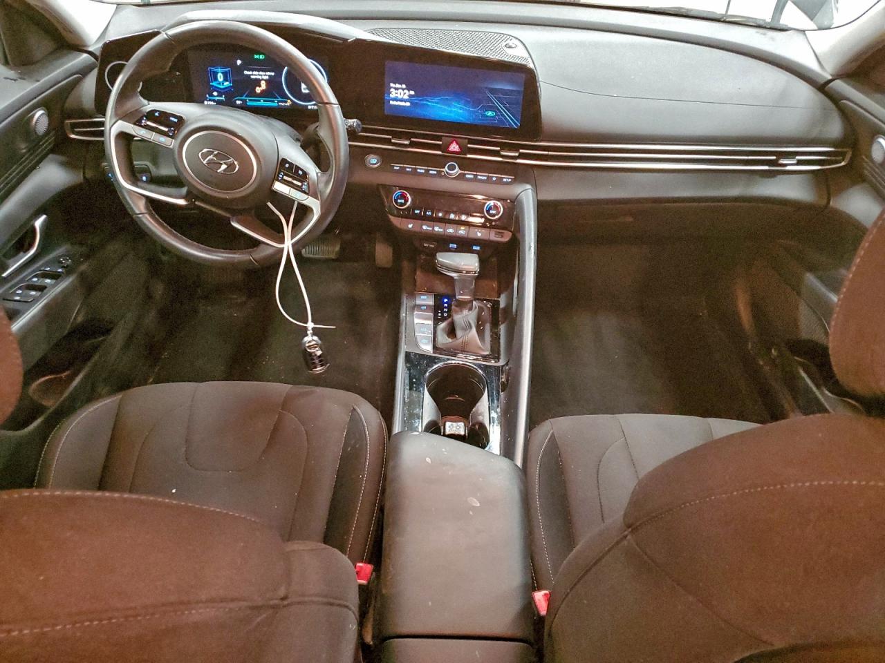 2023 HYUNDAI ELANTRA SEL photo 8