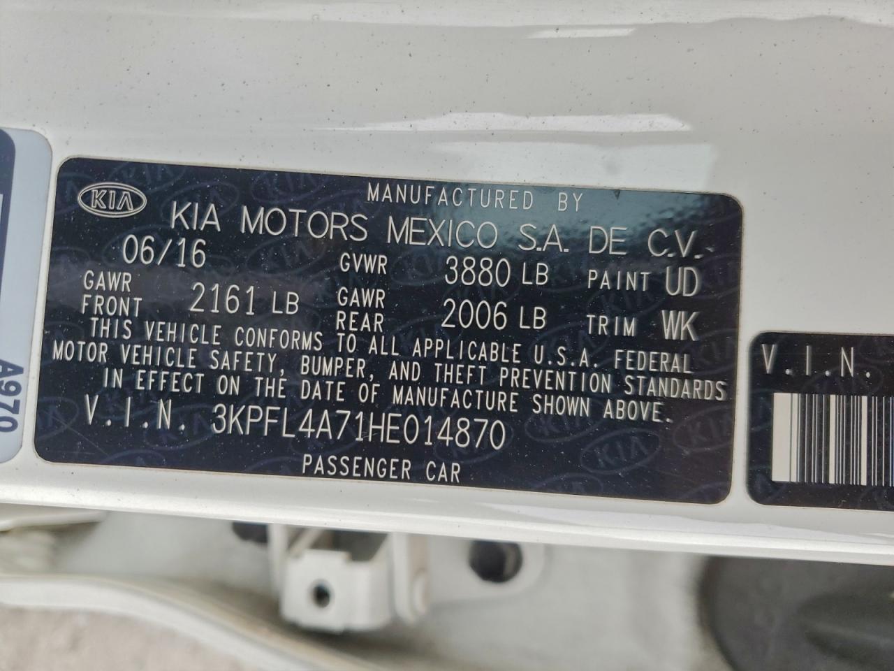2017 KIA FORTE LX photo 13