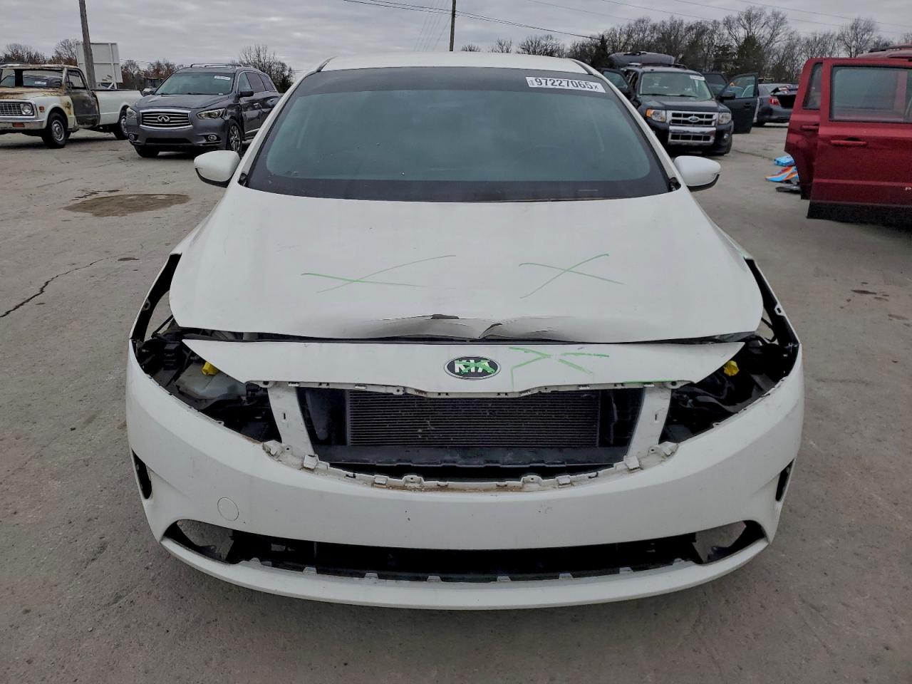 2017 KIA FORTE LX photo 5