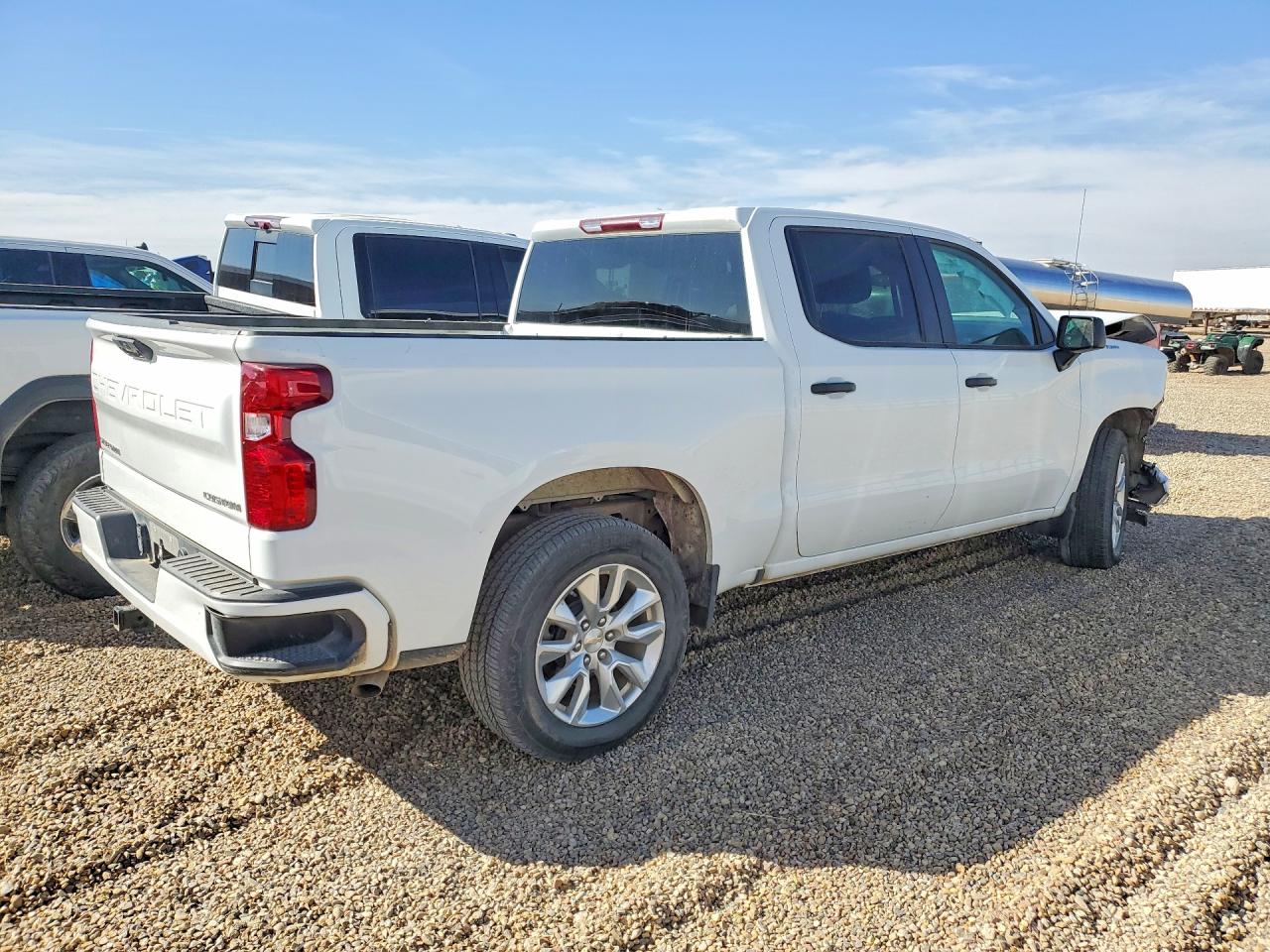 2024 CHEVROLET SILVERADO C1500 CUSTOM photo 5