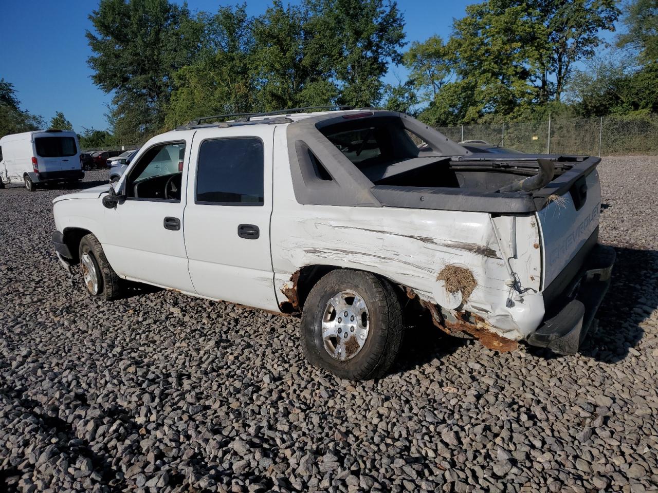 2004 CHEVROLET AVALANCHE K1500 photo 4