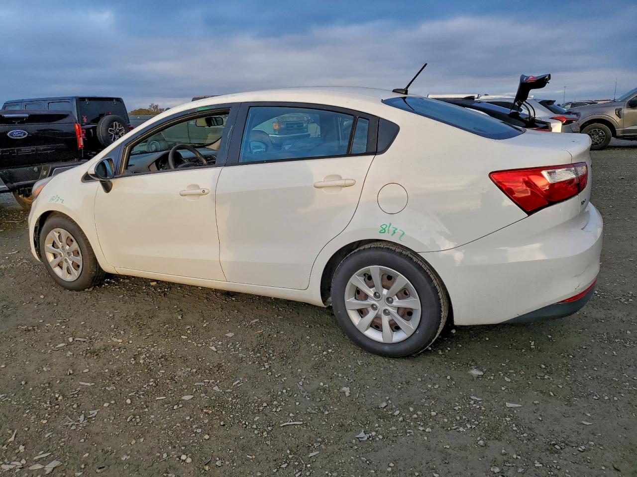 2016 KIA RIO LX photo 4