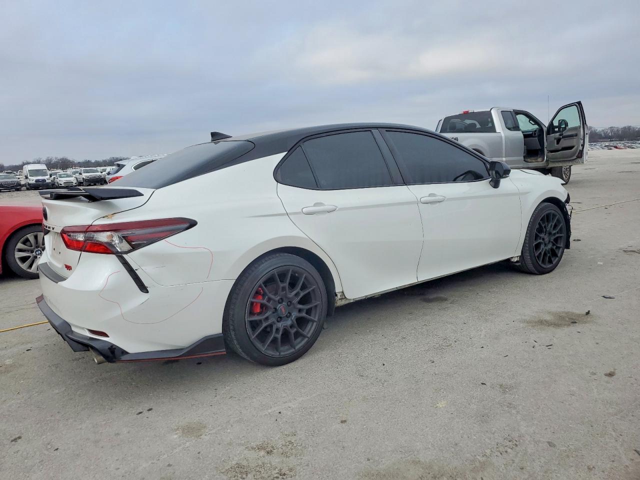 2021 TOYOTA CAMRY TRD photo 3