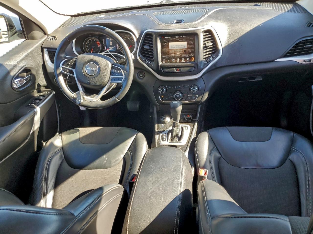 2018 JEEP CHEROKEE LATITUDE PLUS photo 8