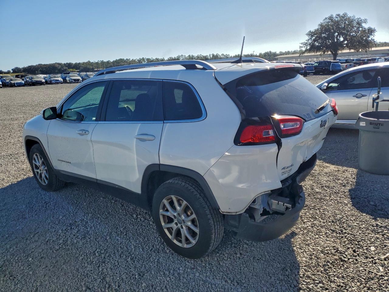 2018 JEEP CHEROKEE LATITUDE PLUS photo 2