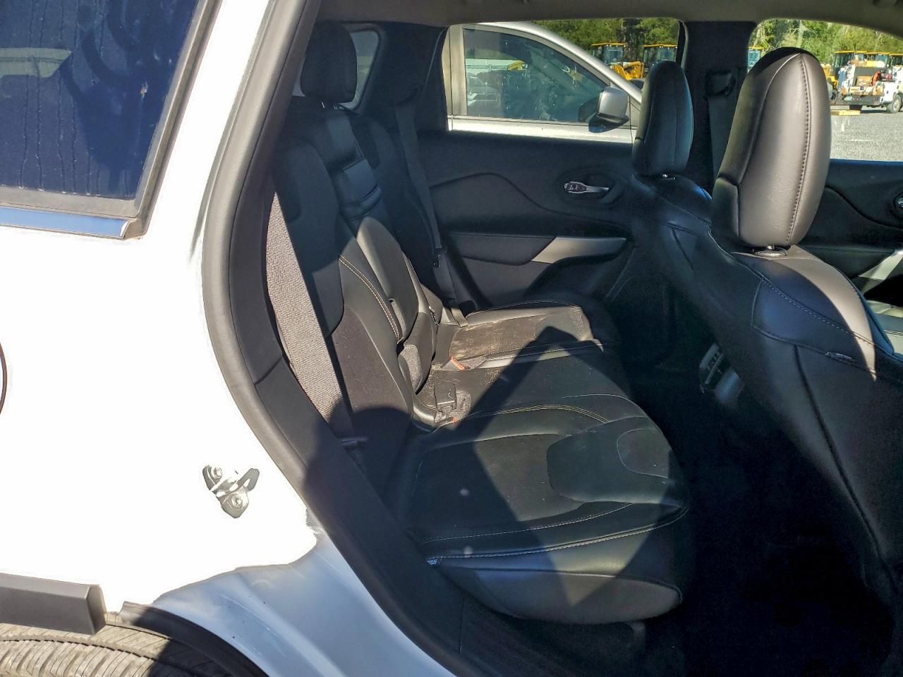 2018 JEEP CHEROKEE LATITUDE PLUS photo 11