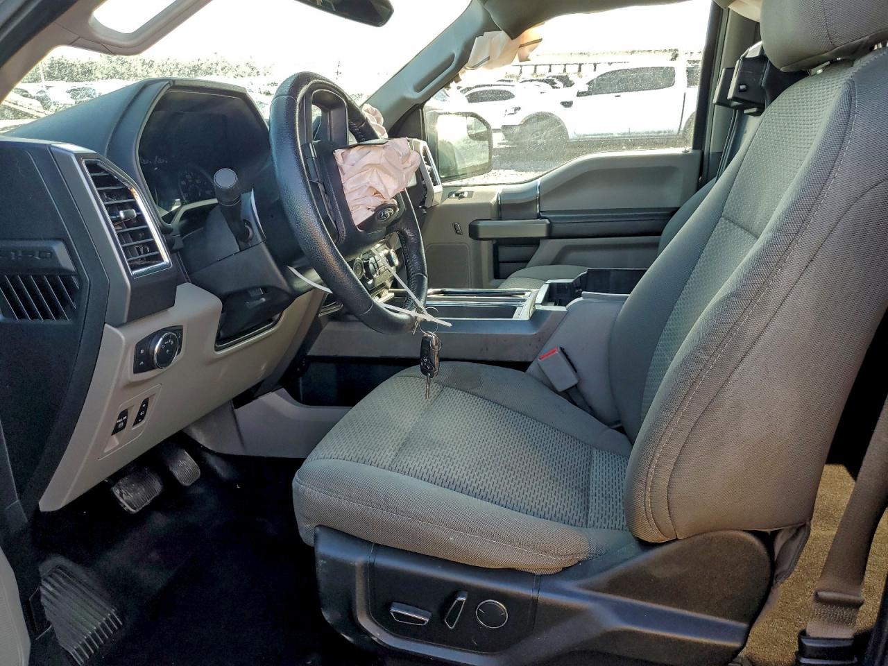 2016 FORD F150 SUPERCREW photo 13
