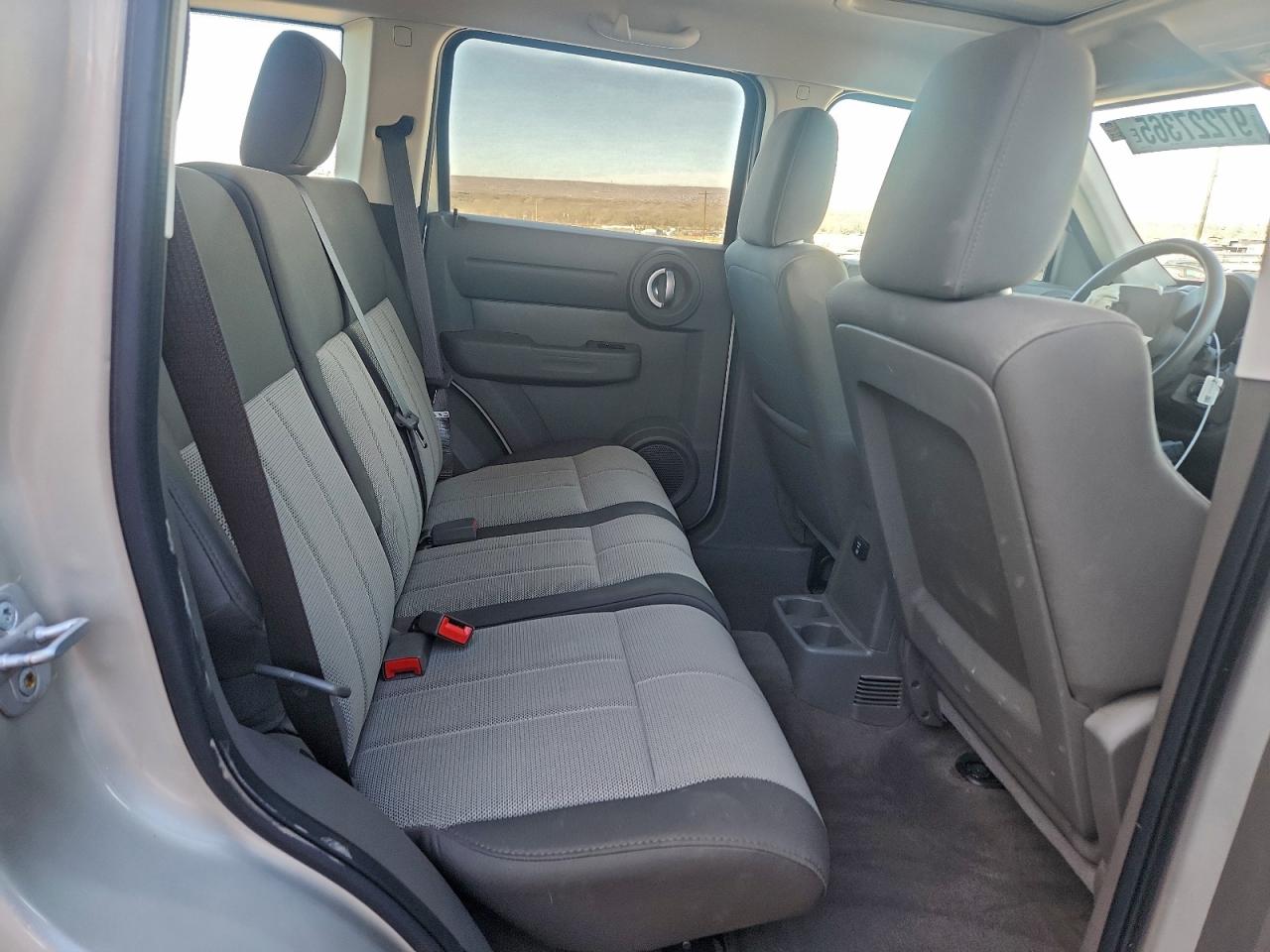 2008 DODGE NITRO SXT photo 28