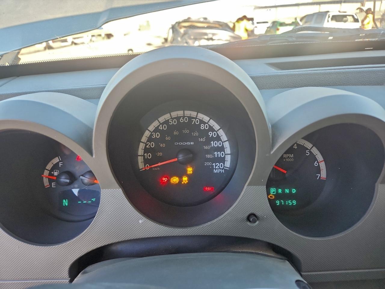 2008 DODGE NITRO SXT photo 25