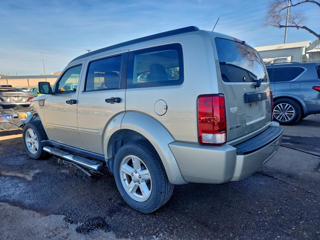 2008 DODGE NITRO SXT photo 4