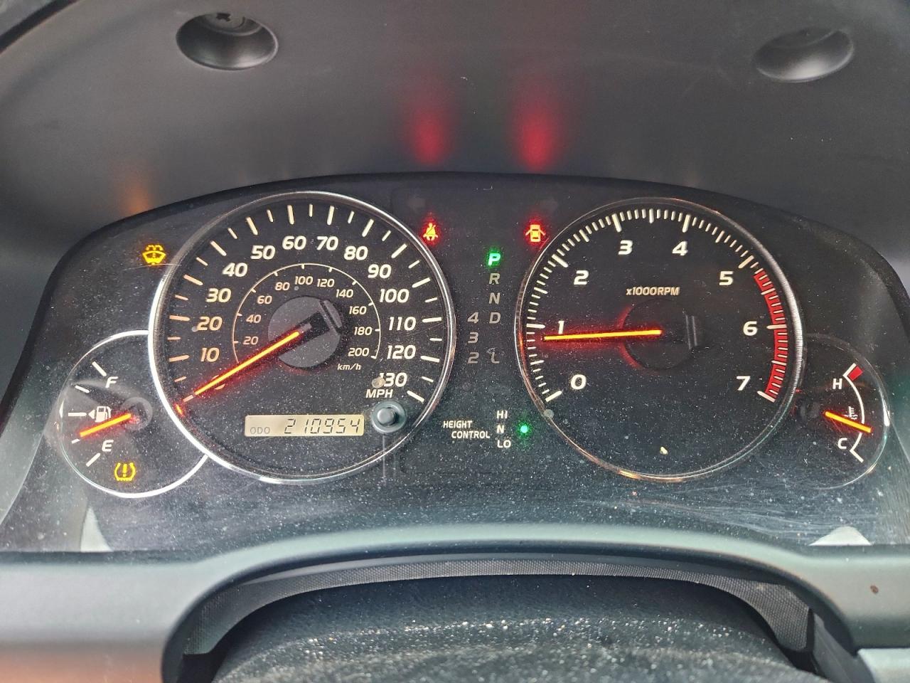 2004 LEXUS GX 470 photo 25