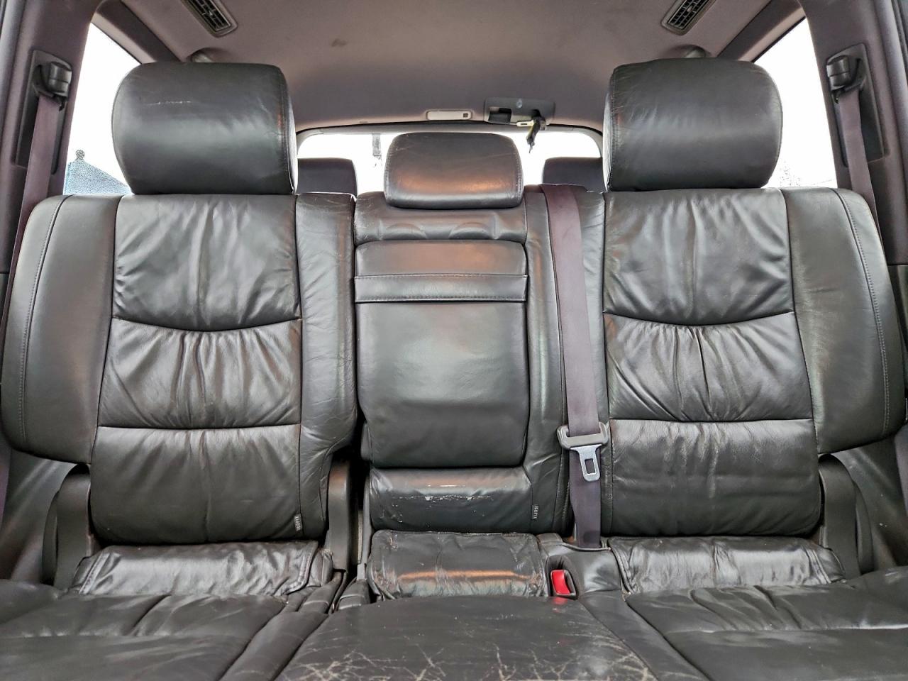 2004 LEXUS GX 470 photo 28