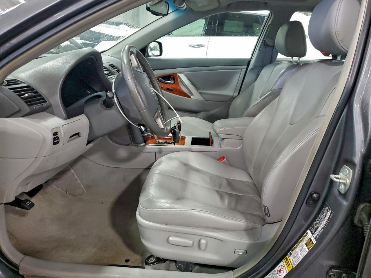 2009 TOYOTA CAMRY BASE photo 13