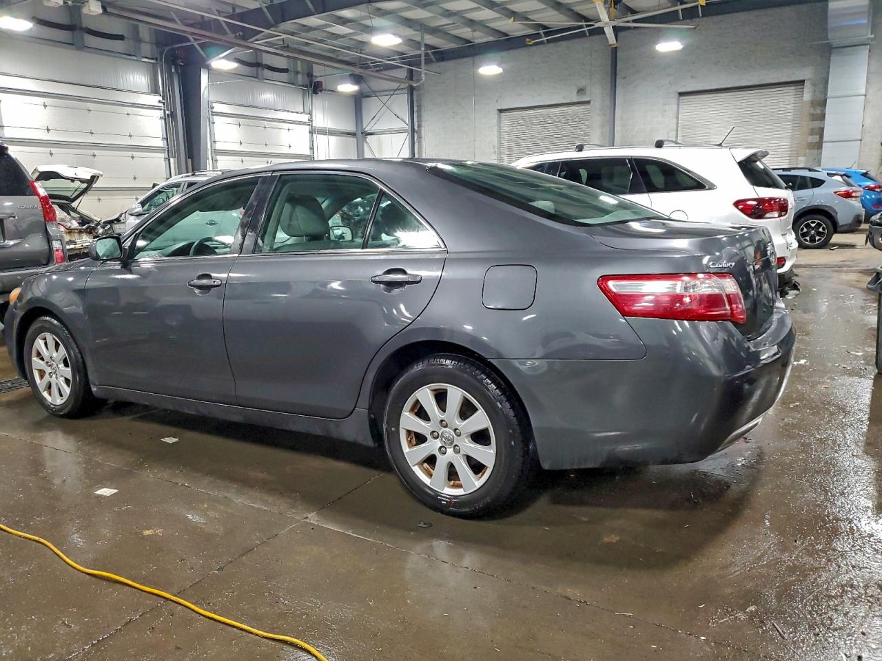 2009 TOYOTA CAMRY BASE photo 3
