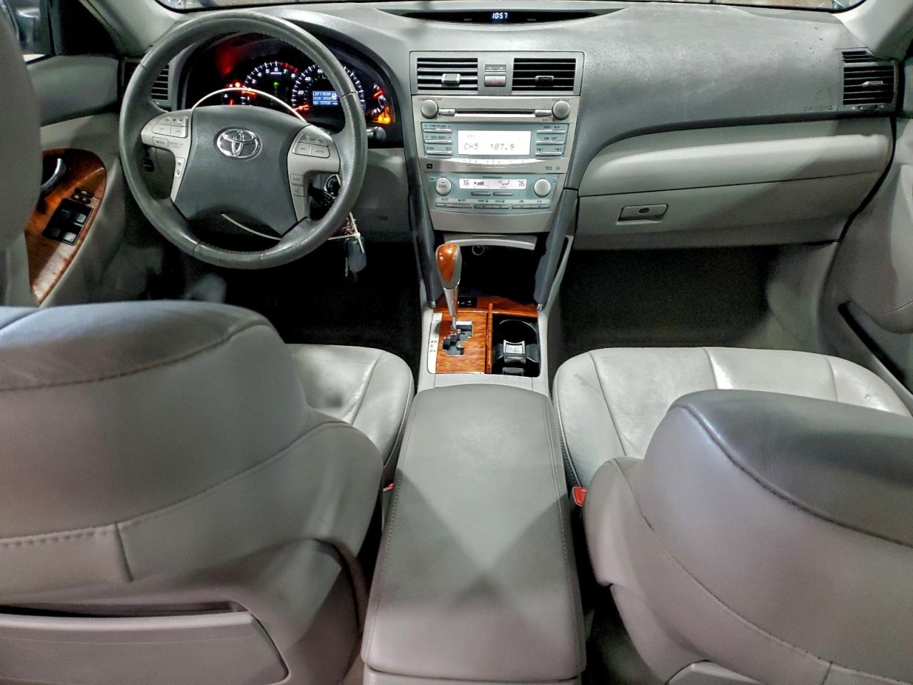 2009 TOYOTA CAMRY BASE photo 15