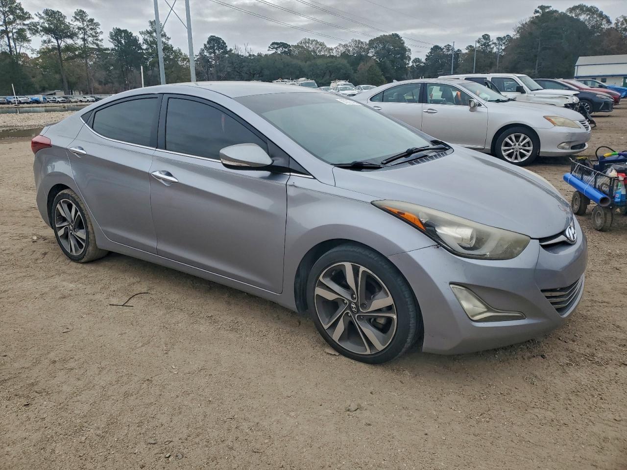 2015 HYUNDAI ELANTRA SE photo 13