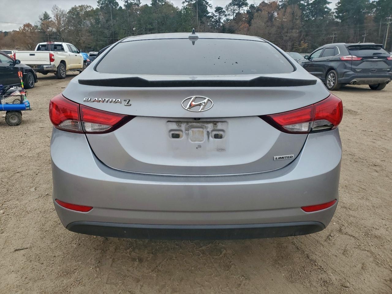 2015 HYUNDAI ELANTRA SE photo 21