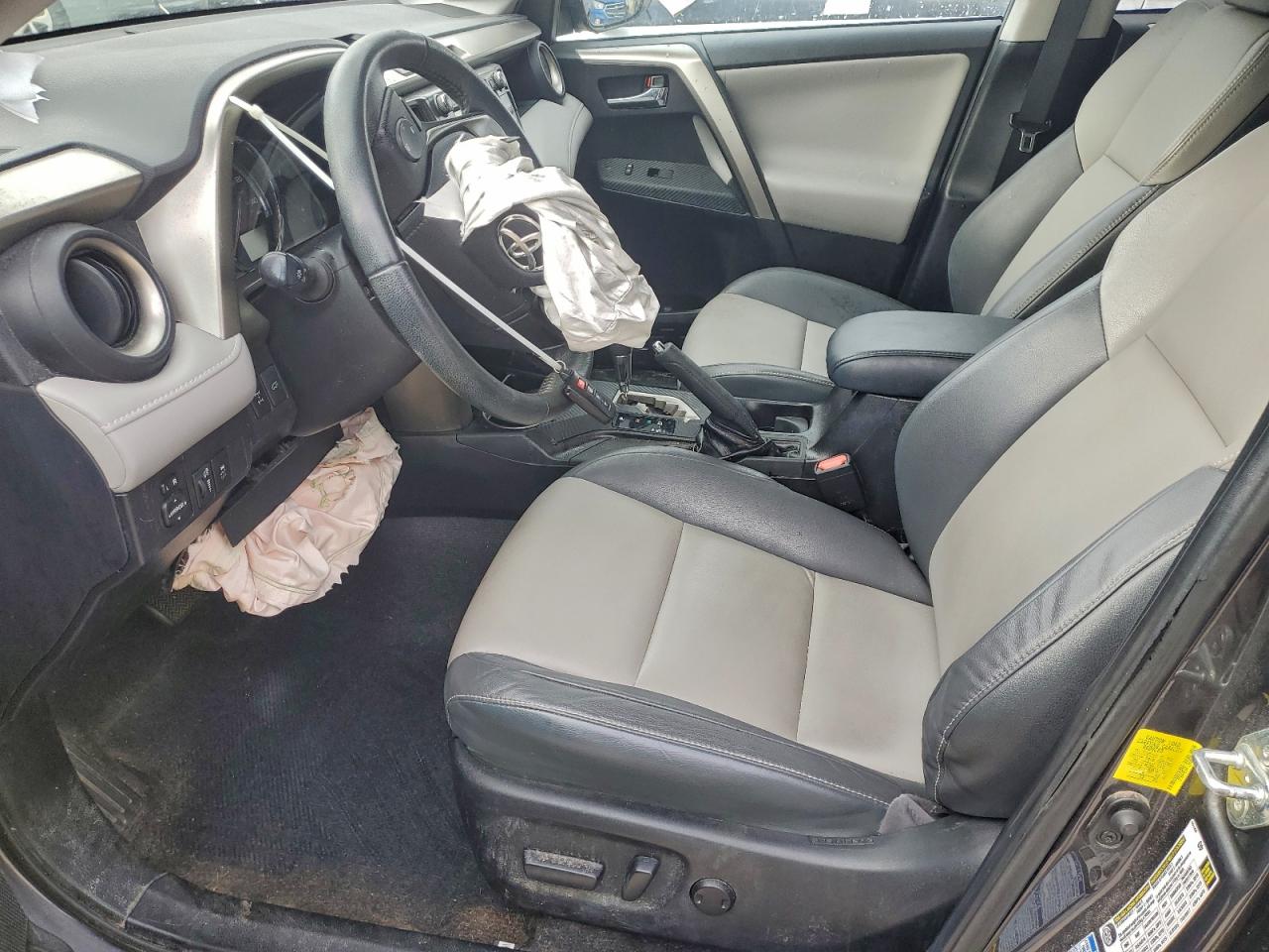 2015 TOYOTA RAV4 LIMITED photo 7