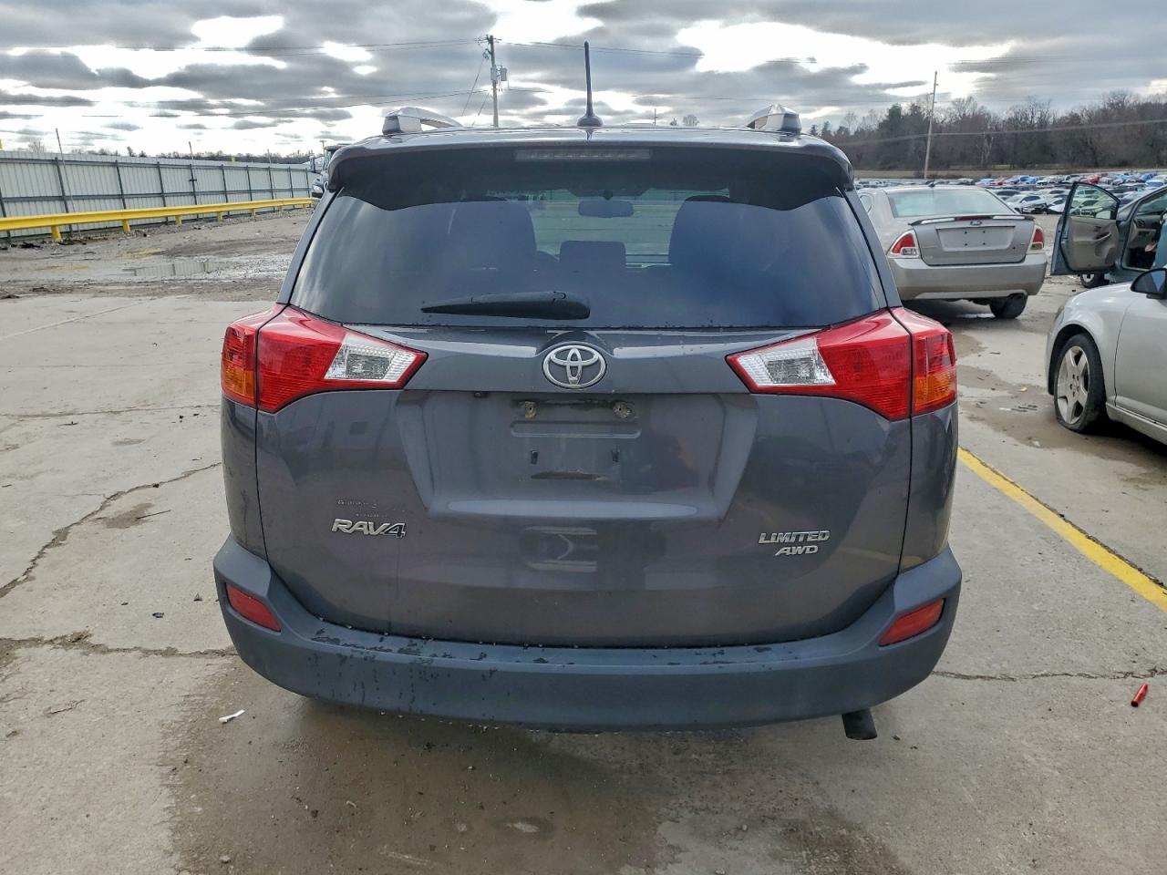 2015 TOYOTA RAV4 LIMITED photo 6